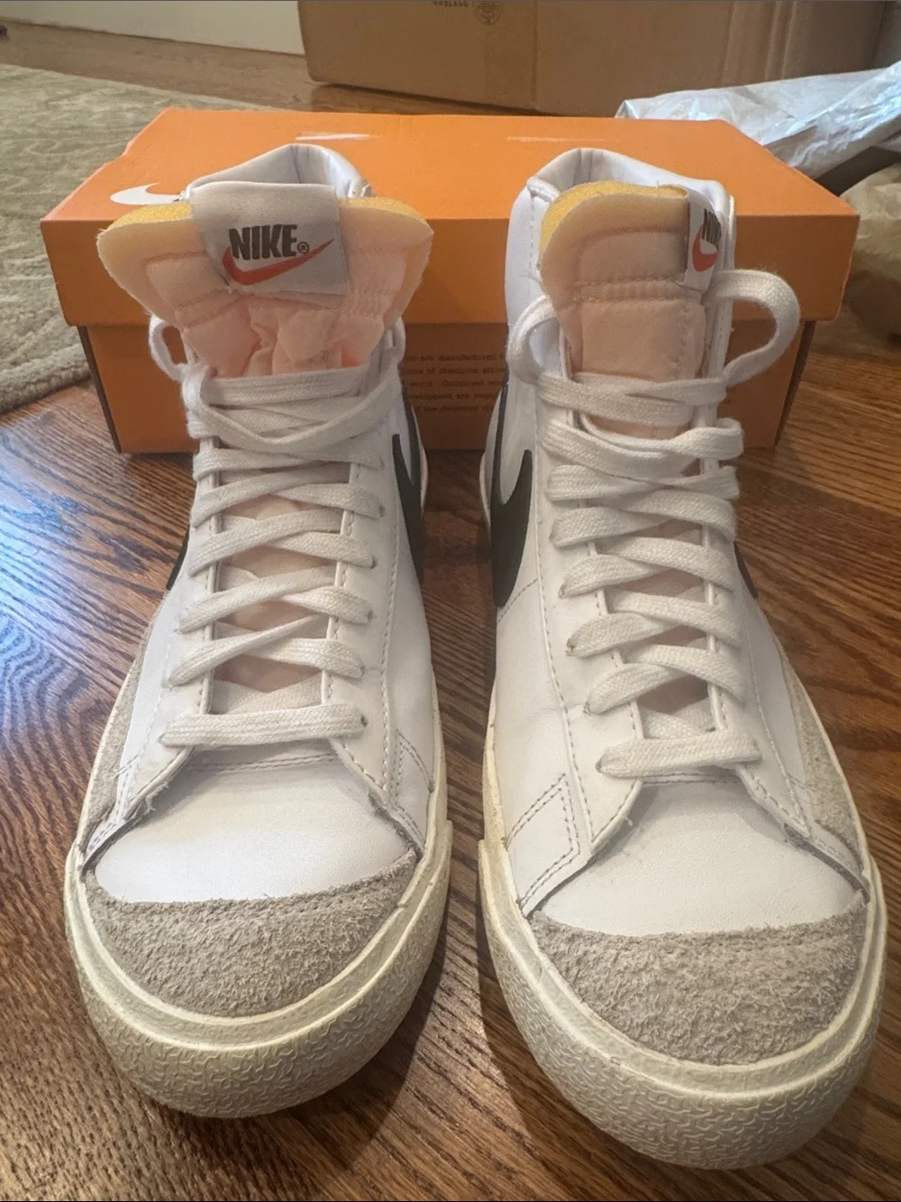 Nike White Black High-Top Athletic Shoes ( Sz 9.5 Men’s)